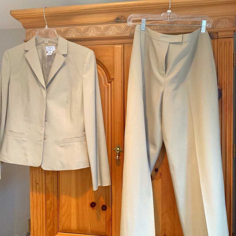 MIDSIZE PANTSUIT
